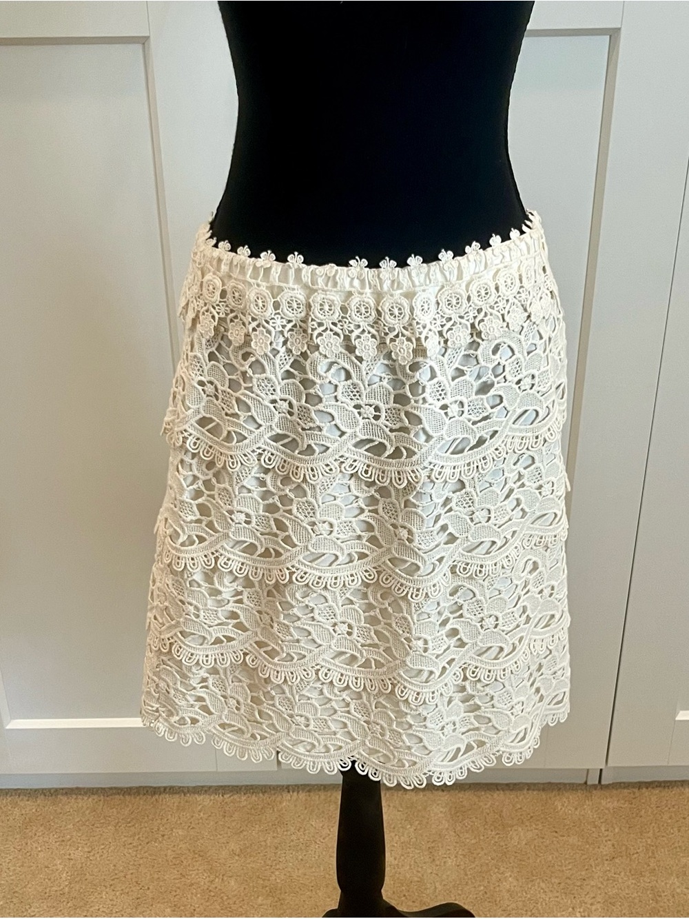 LOFT Cream Lace Tiered Skirt Fully Lined 100% Cotton Feminine Cottagecore Size 8